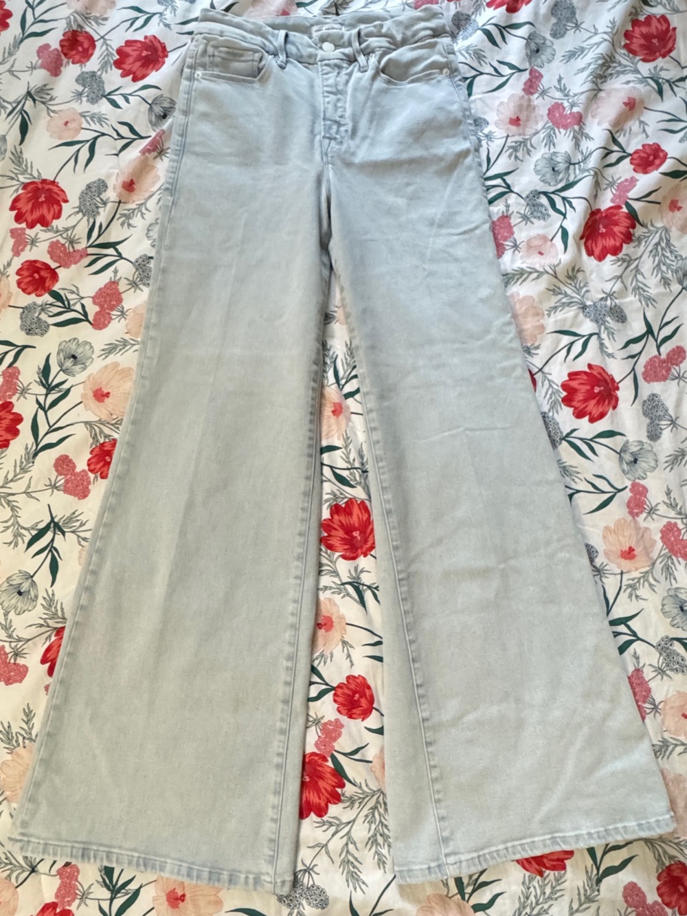 Good American Good Waist Palazzo Jeans Light Denim Size 6 / 28 EUC - Picture 3 of 9